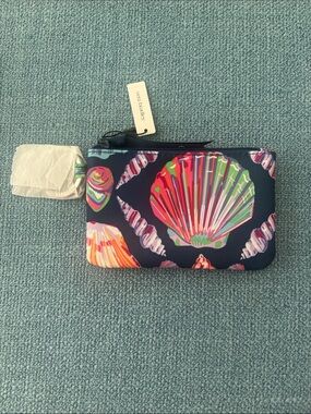 Vera Bradley Navy Seashell Print Zip ID Pouch